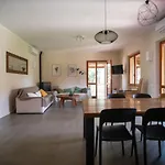 Guesthost - Baccu Mandara Sea View Modern With Parking! *